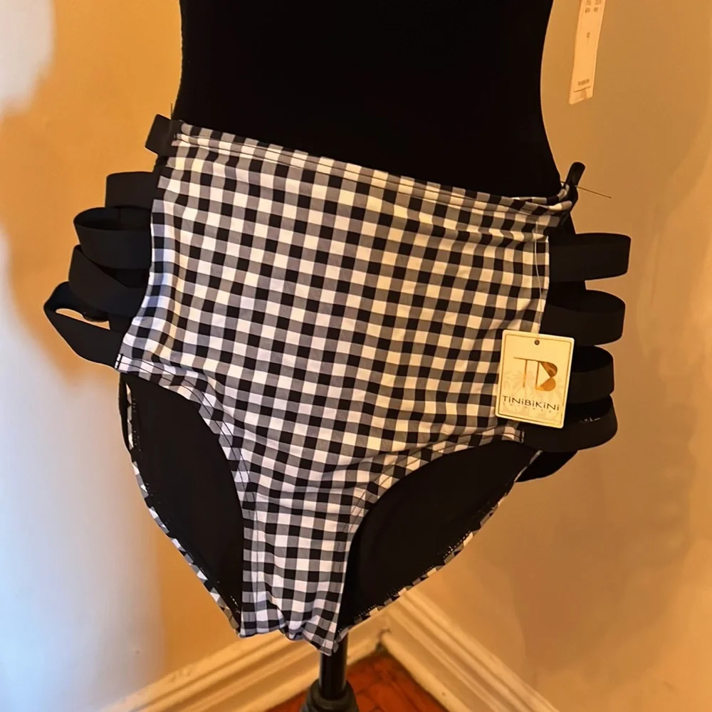 Brand new Size small TiniBikini - Picture 10 of 11